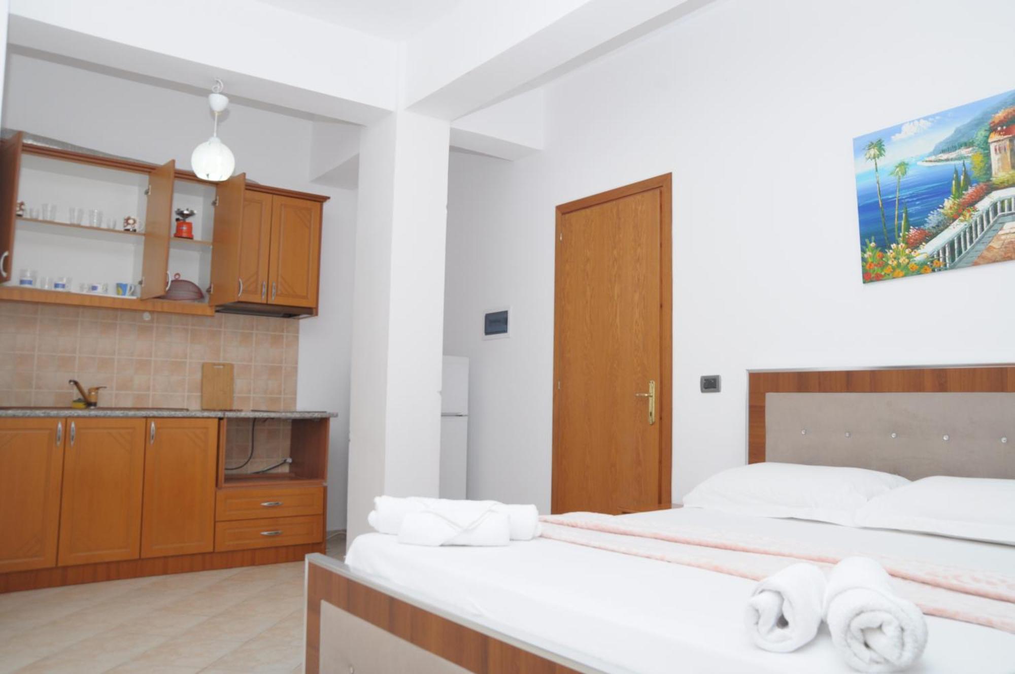 Hola Rooms Ksamil Esterno foto