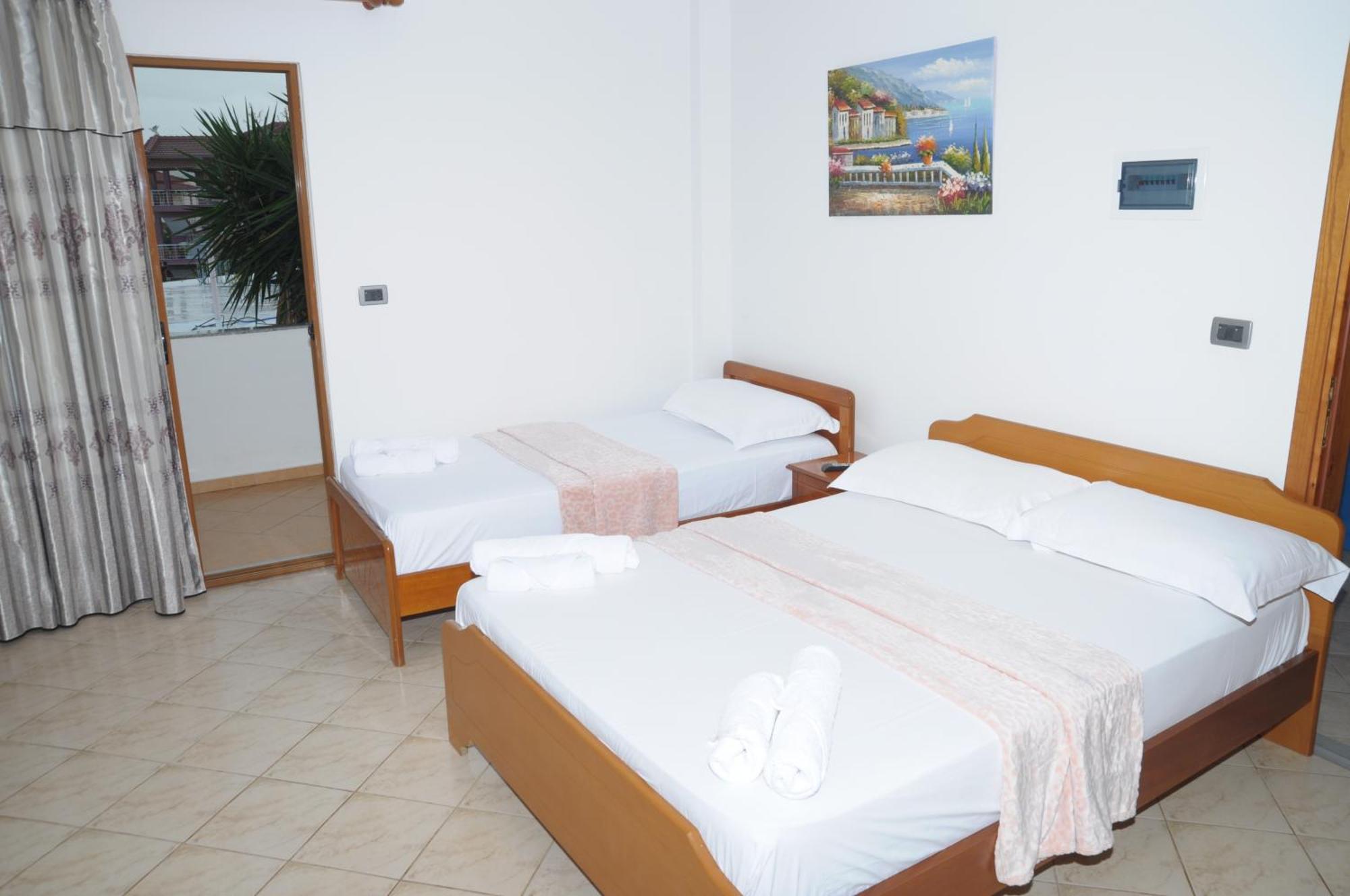 Hola Rooms Ksamil Esterno foto
