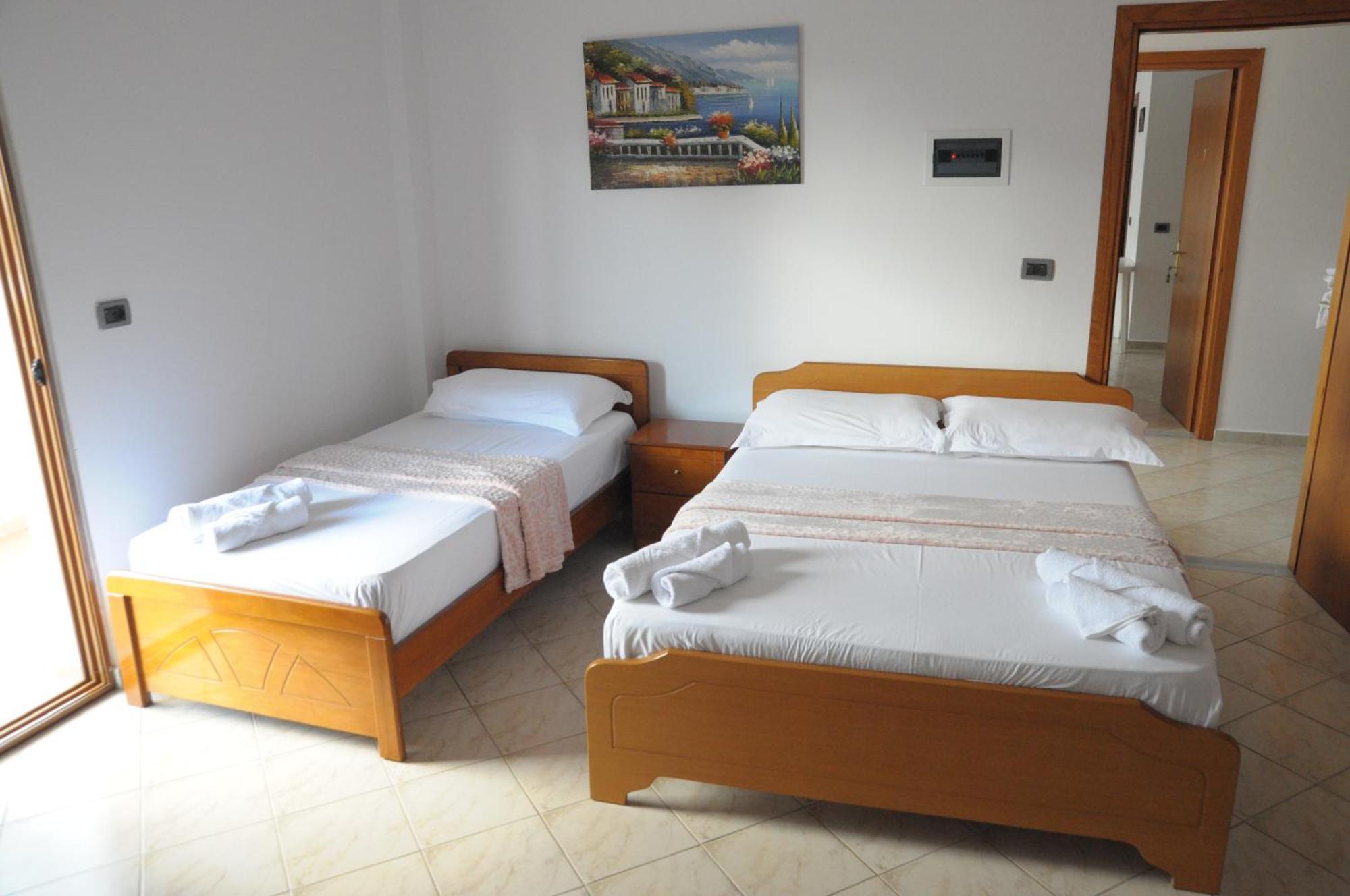 Hola Rooms Ksamil Esterno foto