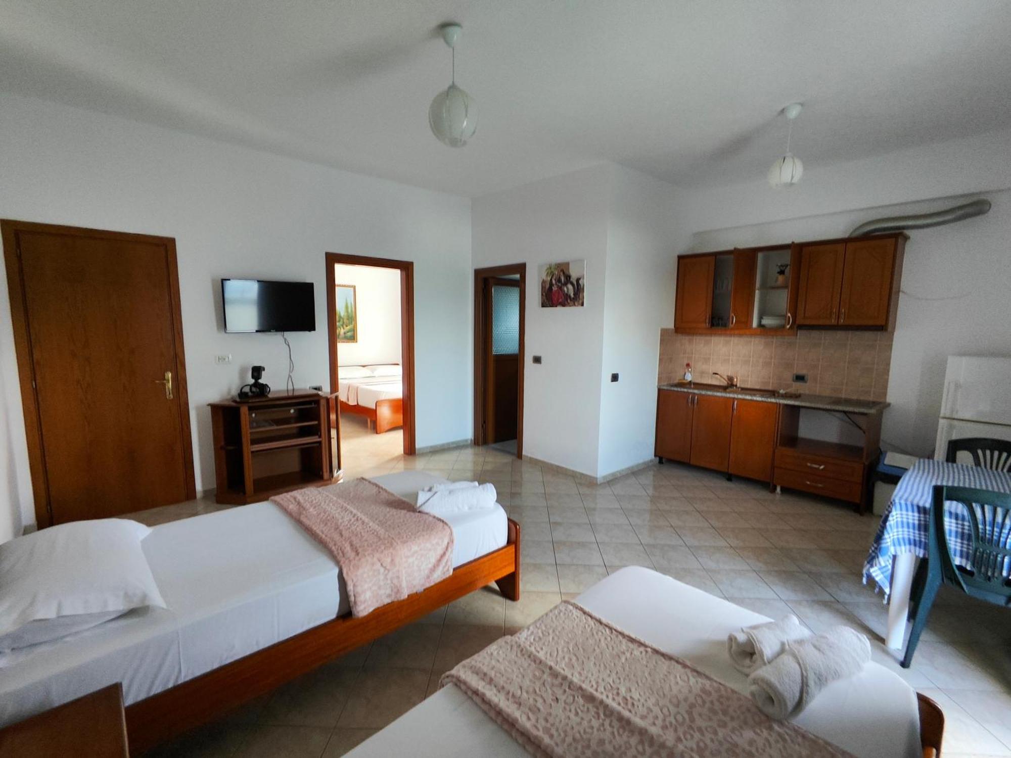 Hola Rooms Ksamil Esterno foto