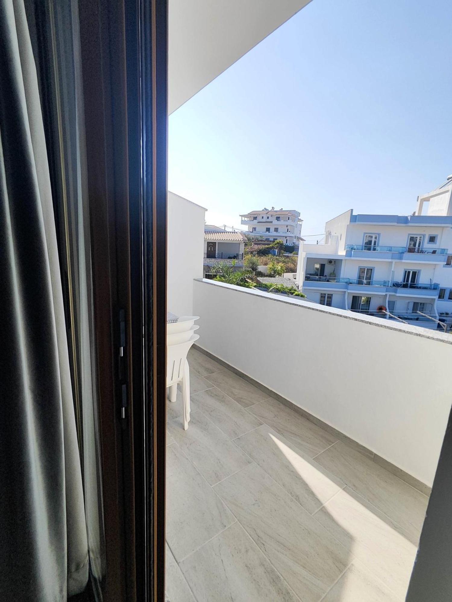 Hola Rooms Ksamil Esterno foto