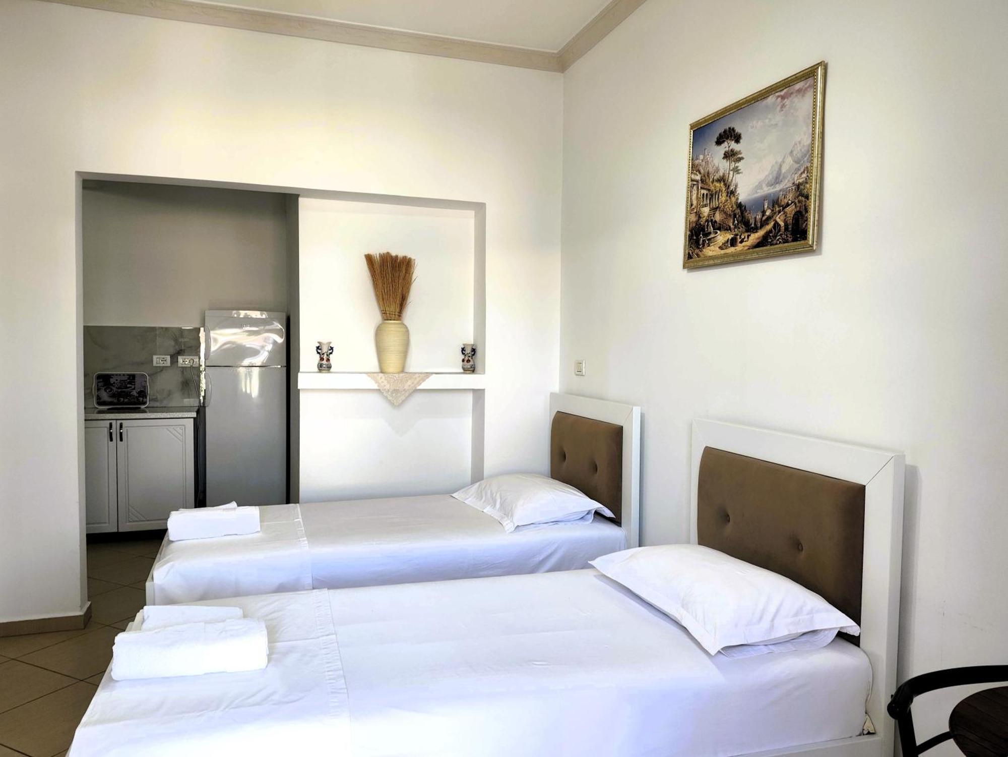 Hola Rooms Ksamil Esterno foto