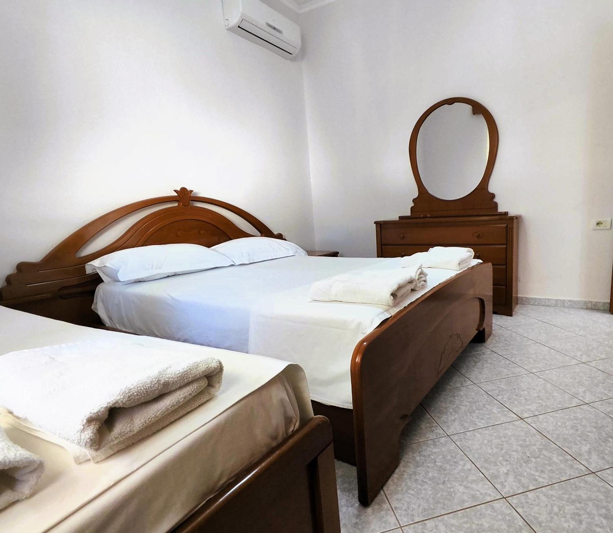 Hola Rooms Ksamil Esterno foto