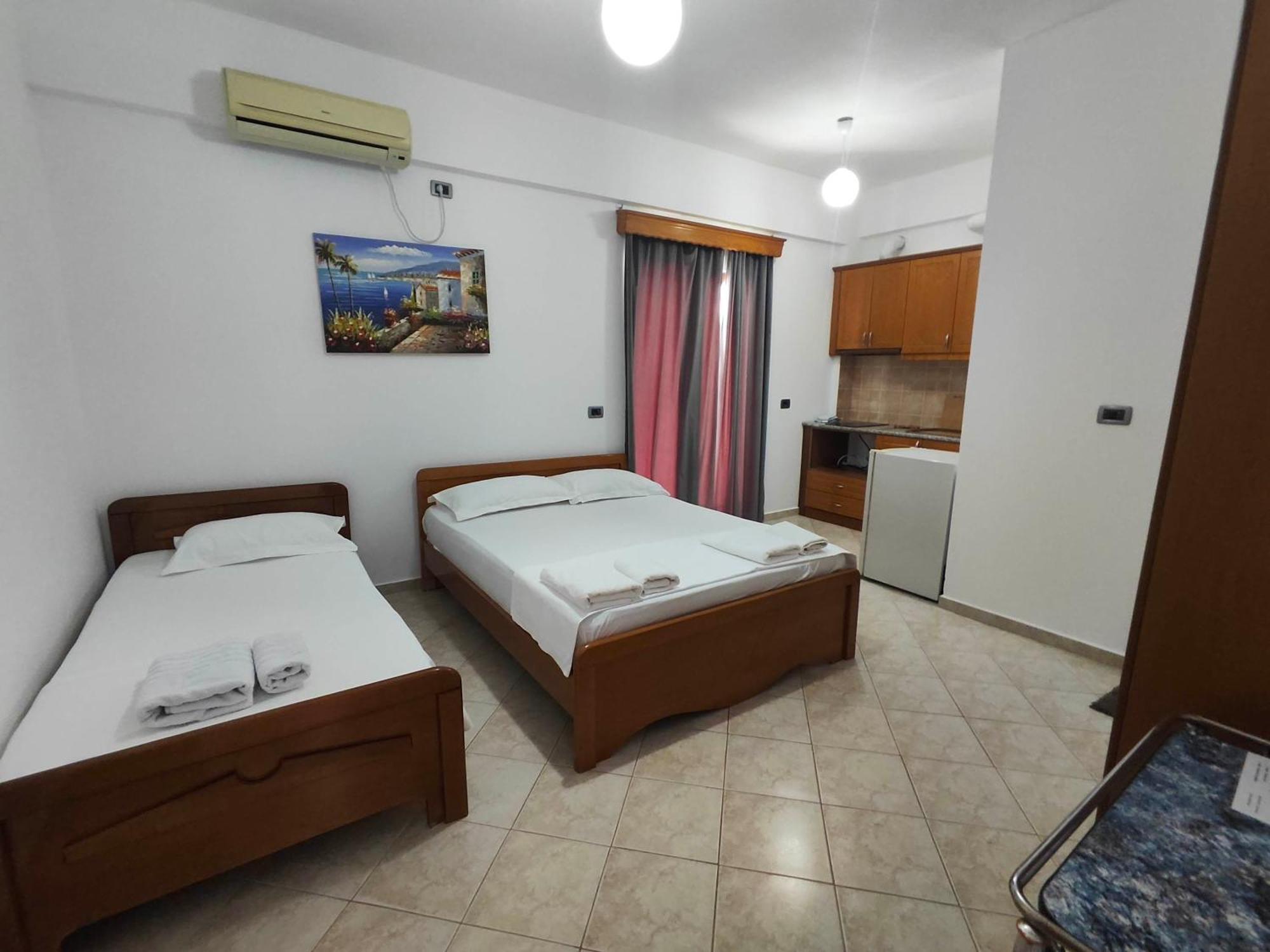 Hola Rooms Ksamil Esterno foto